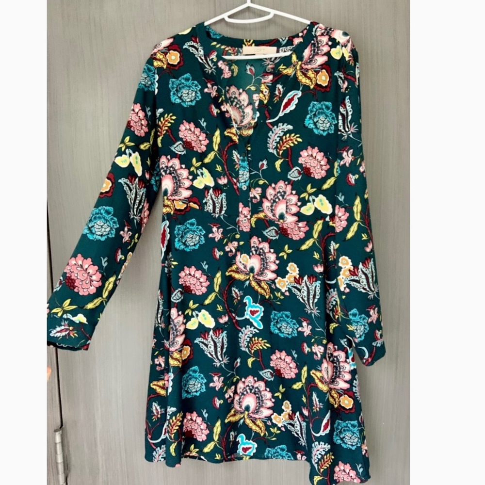 Loft floral balloon sleeve mini dress size 4